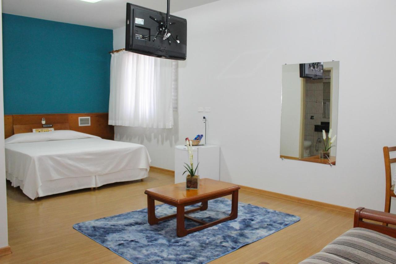 Onix Hotel อัสซิส ภายนอก รูปภาพ