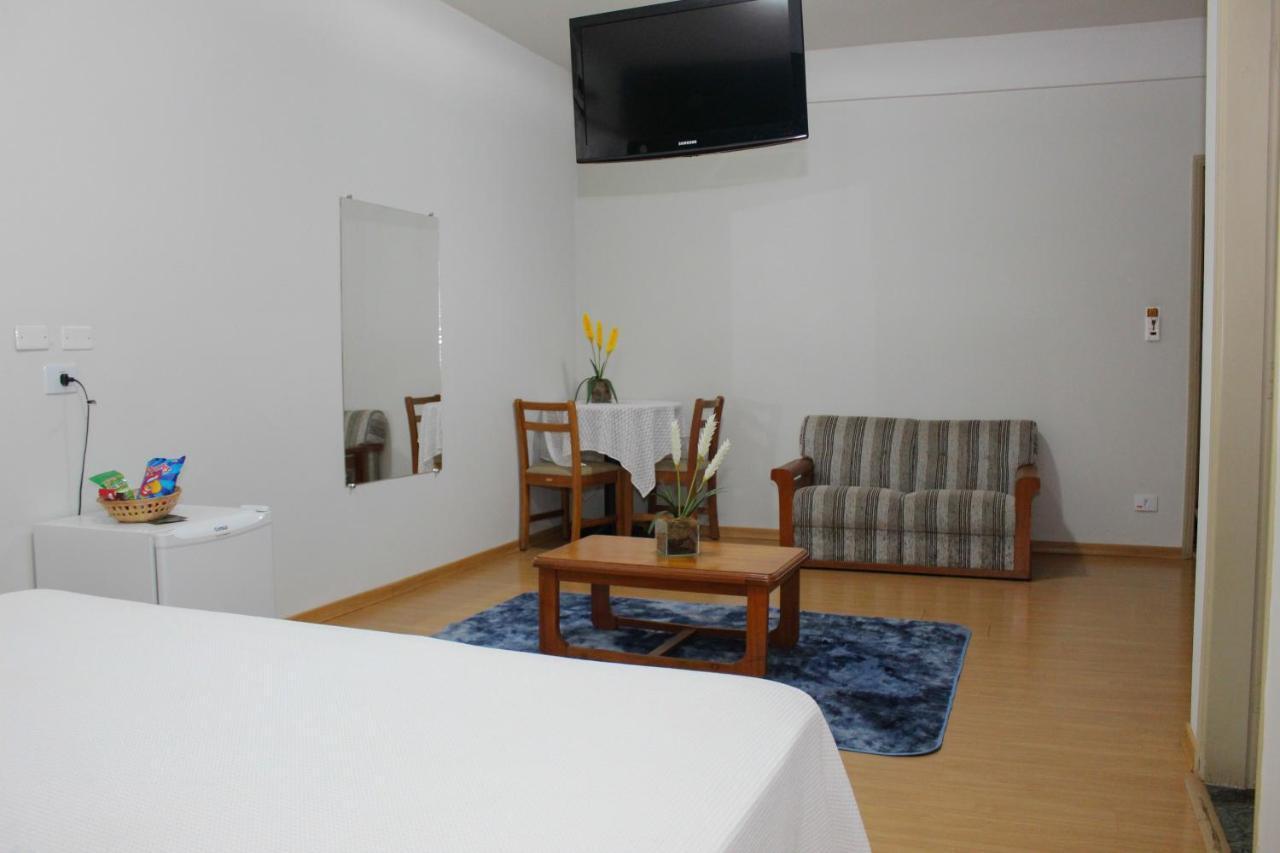 Onix Hotel อัสซิส ภายนอก รูปภาพ