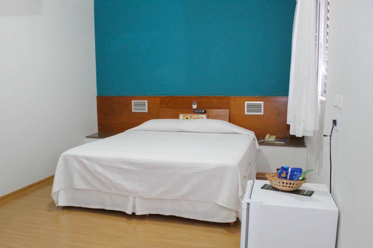 Onix Hotel อัสซิส ภายนอก รูปภาพ