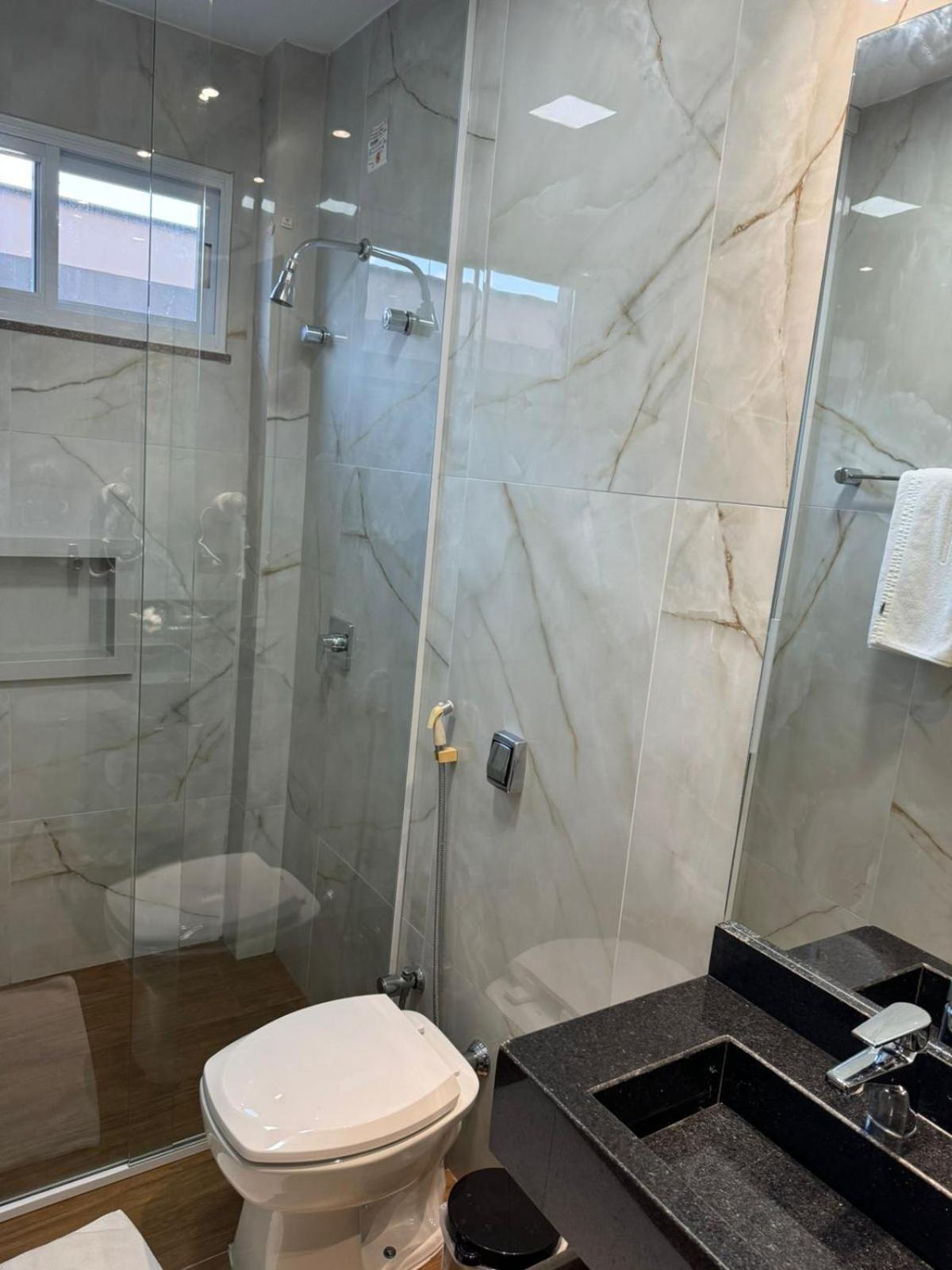 Onix Hotel อัสซิส ภายนอก รูปภาพ